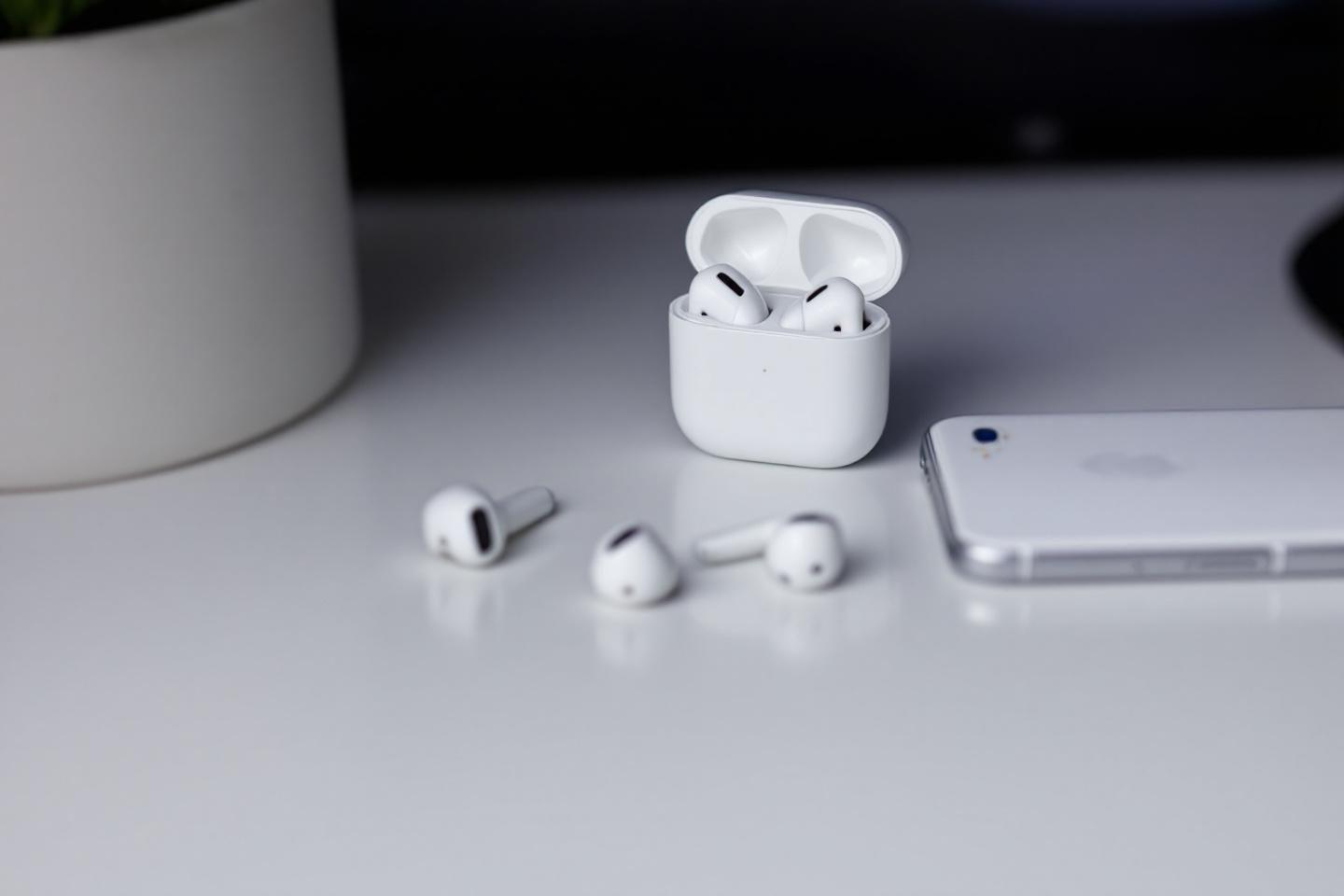 Mes AirPods ne se connectent plus : comment faire ?