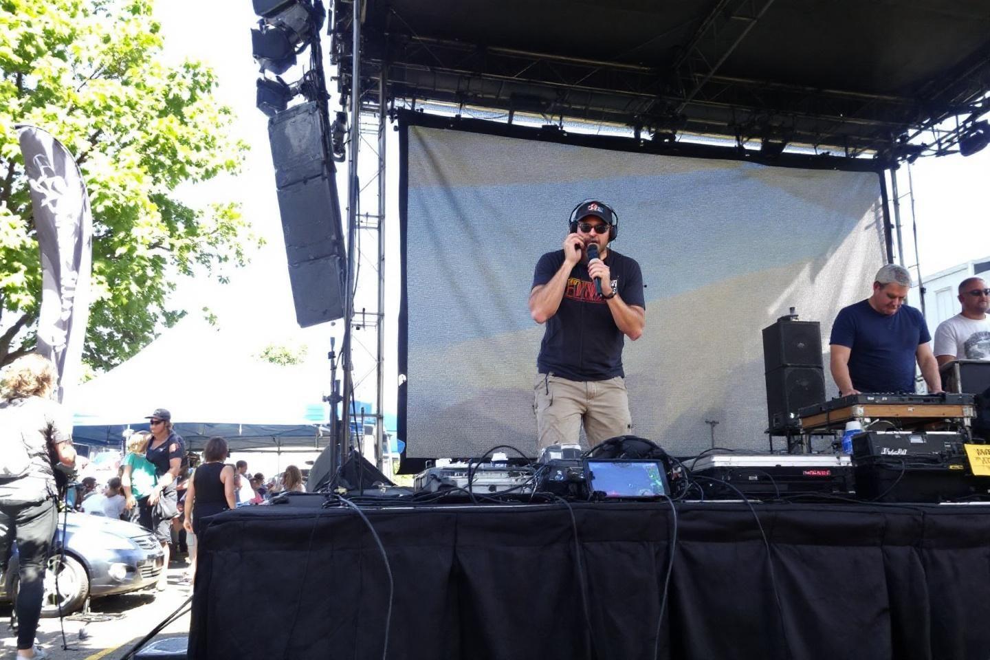 Radio Cancale : fréquences et écoute en direct