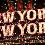 Découvrez comment les scènes musicales de New York ont profondément influencé et façonné notre culture, offrant une expérience sonore unique et grandiose.