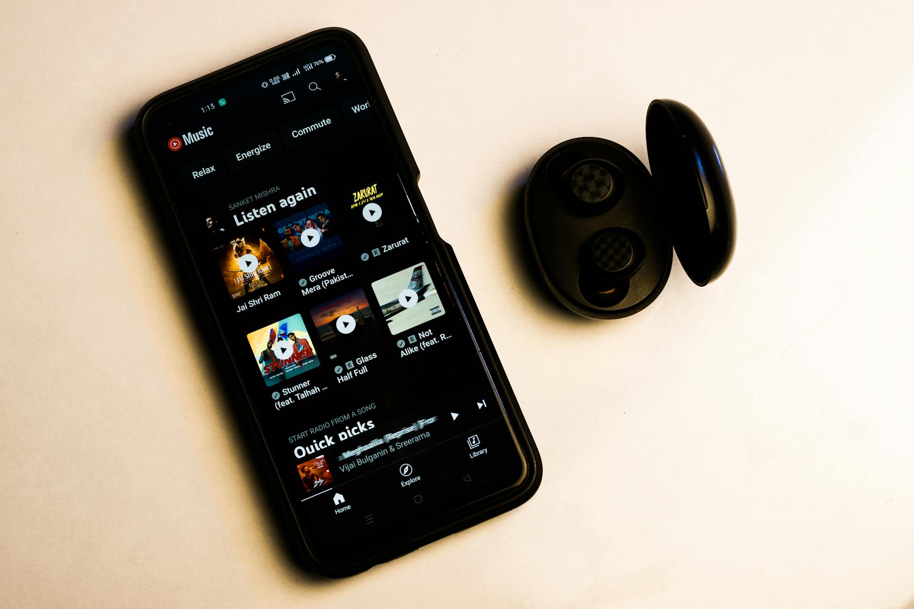 Les différentes plateformes d'écoute disponibles — interface de streaming radio en ligne