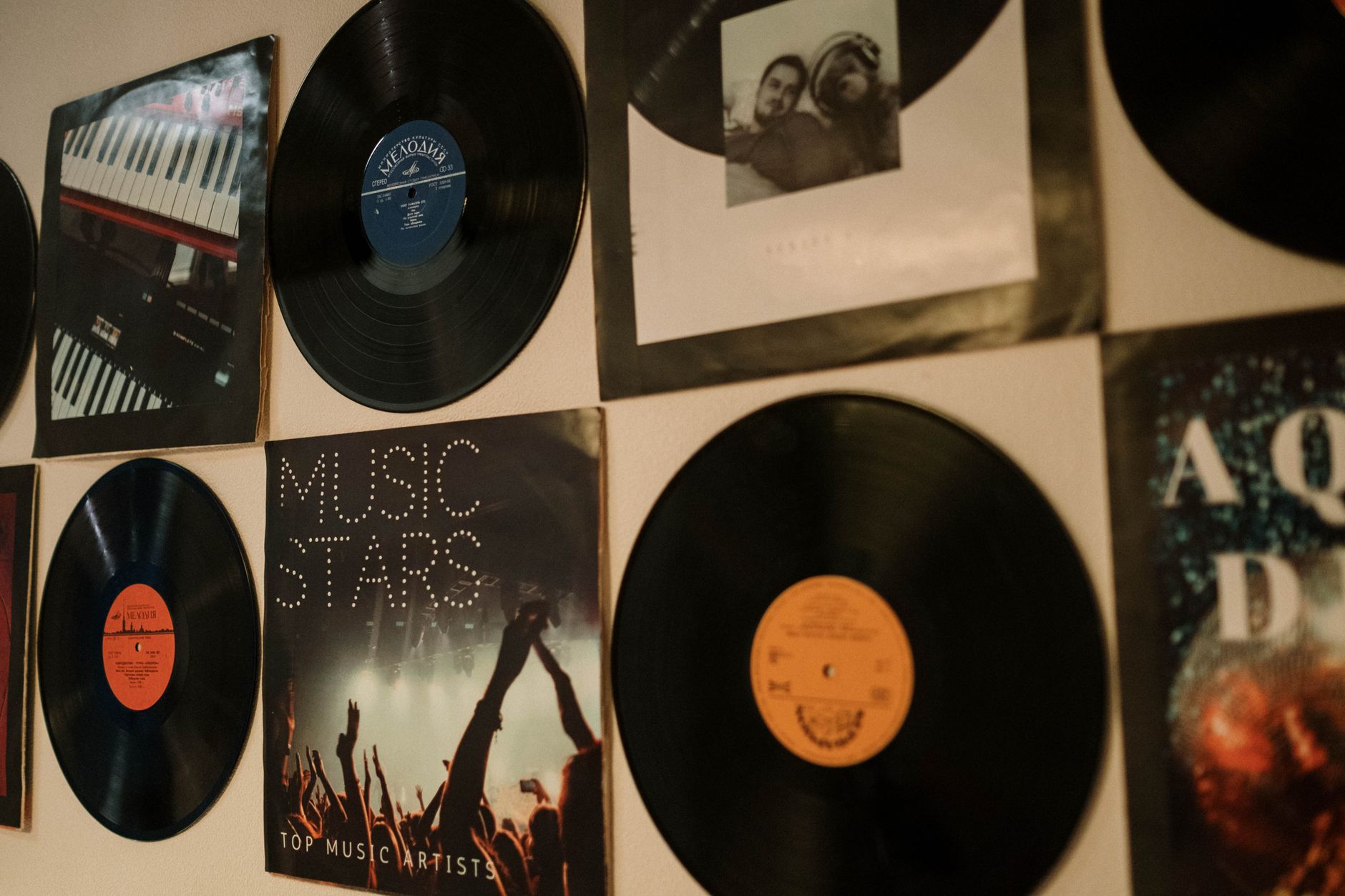 Chansons italiennes des années 70 : les ballades qui ont traversé le temps — disques vinyles de musique italienne