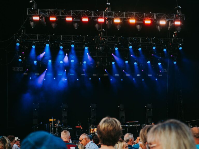 Hans Zimmer en concert en — scène de concert Hans Zimmer lumières